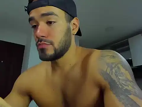 Snapshot of Alexander_Martines chatting on 09-25-25, 11:22 Alexander Martines online show from 09-25-25, 11:22