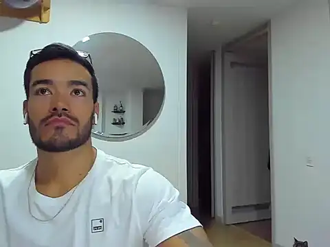 Alexander Martines online show from 07-19-26, 12:30
