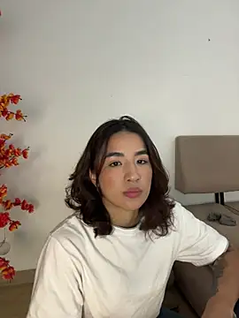 VictoriaHiill online show from 07-08-26, 05:35