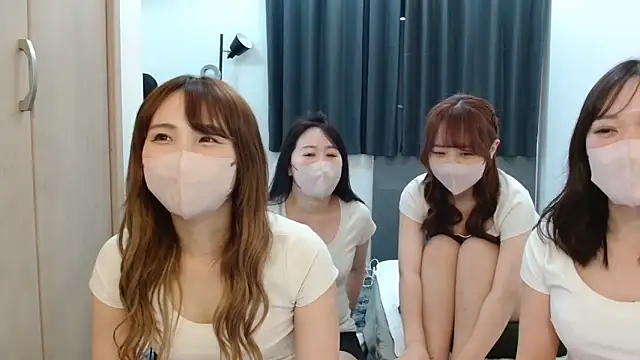 Samourai-Girls1 online show from 03-19-25, 01:29