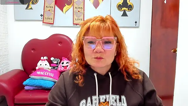 Snapshot of Salomeediaz_ chatting on 02-14-26, 09:15 Salomeediaz online show from 02-14-26, 09:15