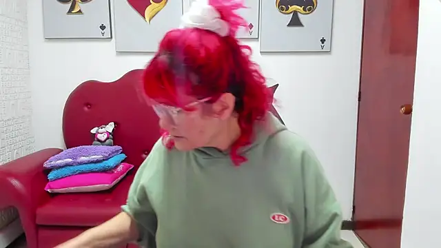 Snapshot of Salomeediaz_ chatting on 01-17-26, 09:51 Salomeediaz online show from 01-17-26, 09:51