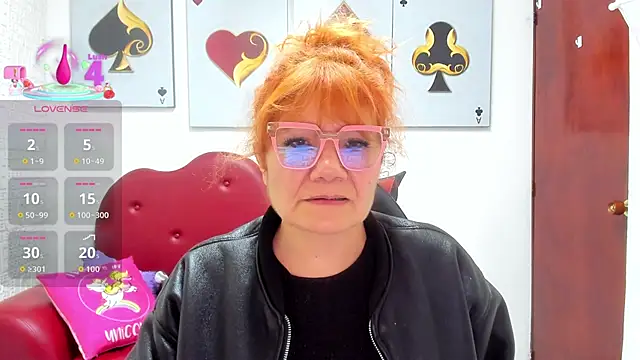 Snapshot of Salomeediaz_ chatting on 02-11-26, 09:03 Salomeediaz online show from 02-11-26, 09:03