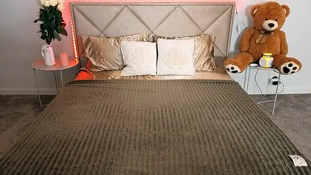 PamelaXX  online show from 03-11-26, 08:58