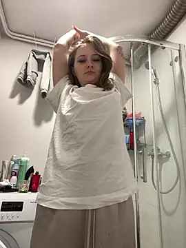 PamelaXX  online show from 04-02-26, 05:03