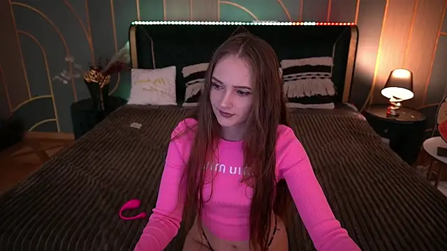 Snapshot of PamelaXX_ chatting on 10-05-25, 08:10 PamelaXX online show from 10-05-25, 08:10