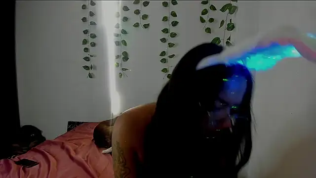 nicole volkov online show from 07-28-26, 05:59