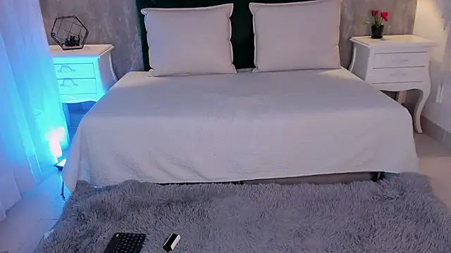 Alexiis Etereo online show from 04-01-26, 07:33