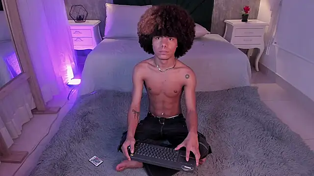 Alexiis Etereo online show from 04-16-26, 07:36