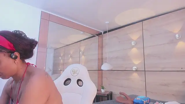 martina touss online show from 02-18-26, 01:07