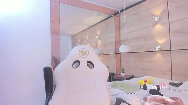 martina touss online show from 01-12-26, 01:29