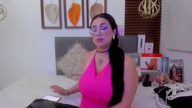 Scarleth swann online show from 03-18-25, 02:18