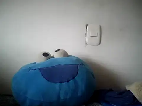 Snapshot of Charlotte_cute18 chatting on 12-15-24, 04:59 Charlotte cute18 online show from 12-15-24, 04:59