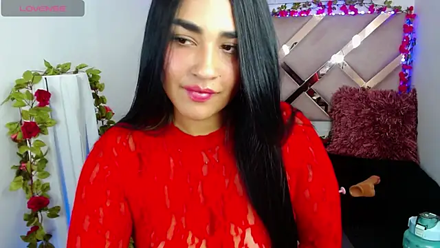 Snapshot of Charlotte_cute18 chatting on 02-25-25, 04:46 Charlotte cute18 online show from 02-25-25, 04:46