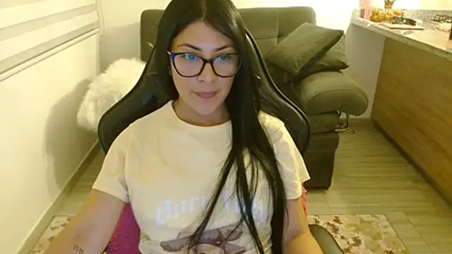 Charlotte cute18 online show from 02-07-26, 01:46