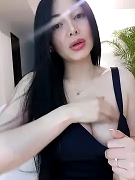 Snapshot of _monicab chatting on 02-28-25, 12:32 monicab online show from 02-28-25, 12:32