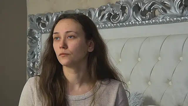 Snapshot of AliceMunro chatting on 02-16-26, 09:13 AliceMunro online show from 02-16-26, 09:13