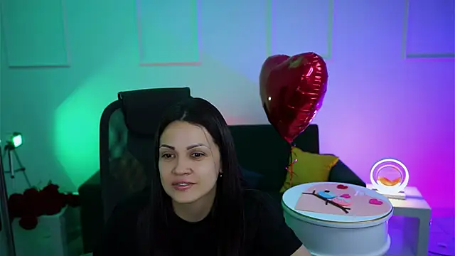 KarolinaRobinson online show from 02-13-25, 06:15