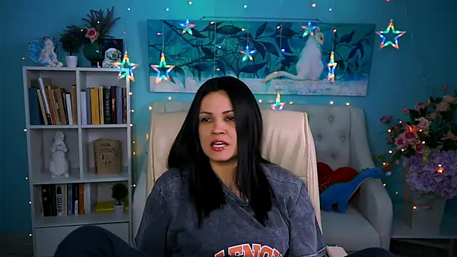 KarolinaRobinson online show from 01-25-25, 02:47