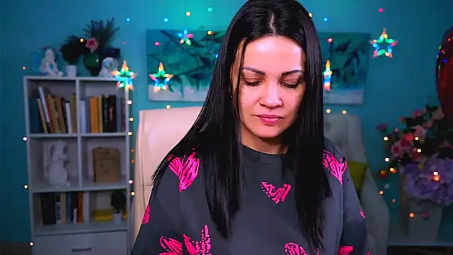 KarolinaRobinson online show from 02-14-25, 07:33