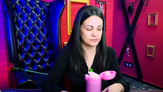 KarolinaRobinson online show from 02-28-25, 03:04