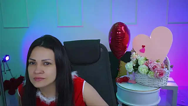 KarolinaRobinson online show from 02-13-25, 03:14