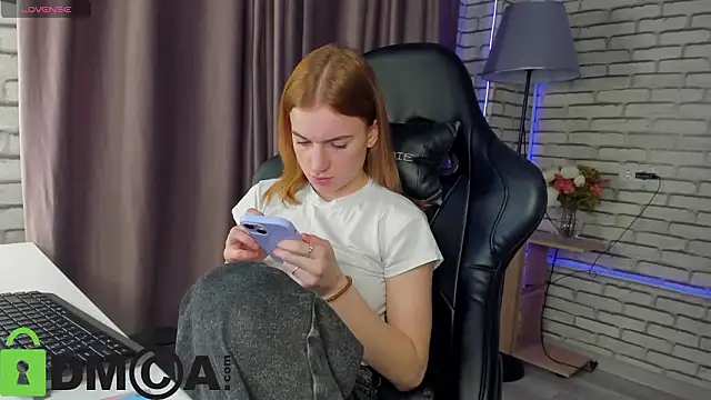 Stacey Brown online show from 02-03-26, 01:05