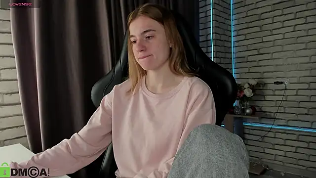 Stacey Brown online show from 01-12-26, 11:42