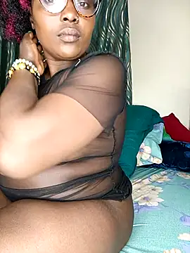 melaninebony1 online show from 04-13-26, 01:15