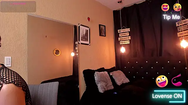 Snapshot of ANDRIUS_24 chatting on 02-28-25, 07:03 ANDRIUS 24 online show from 02-28-25, 07:03
