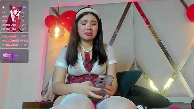 Snapshot of MarielQueenx chatting on 03-01-25, 10:02 MarielQueenx online show from 03-01-25, 10:02