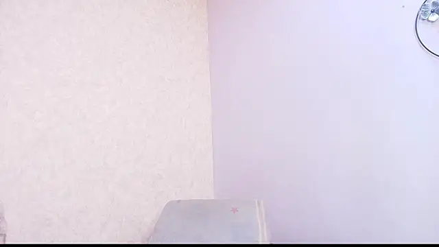 Chantal taylor  online show from 10-24-25, 12:04