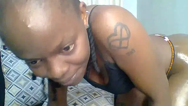 Petite 254 online show from 12-22-25, 12:27