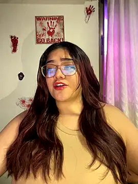 Snapshot of KathyGonzalez chatting on 10-17-25, 11:34 KathyGonzalez online show from 10-17-25, 11:34