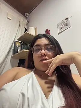 KathyGonzalez online show from 11-02-25, 03:00