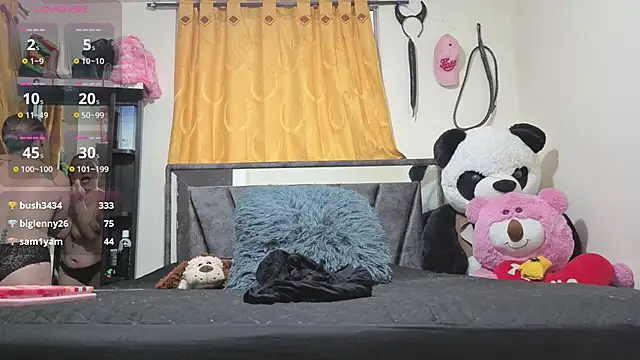 Hotsamantamature online show from 09-18-25, 10:35