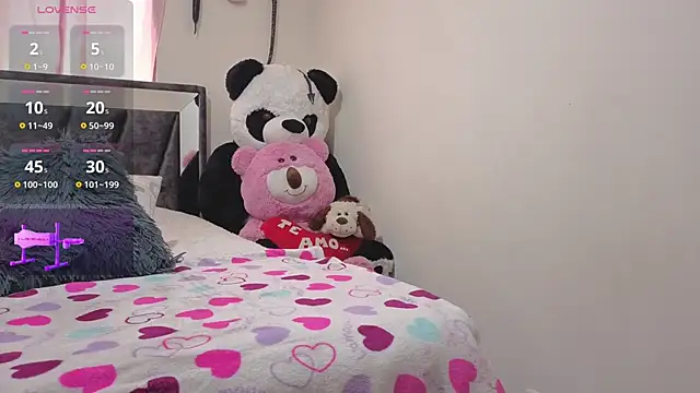 Hotsamantamature online show from 10-14-25, 07:58