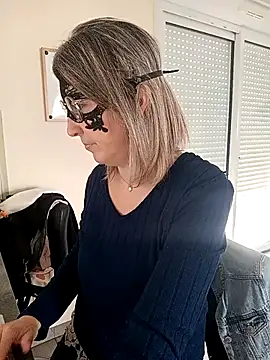 Rose Libertine online show from 03-16-26, 08:40