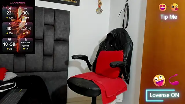 MattRodriguez9 online show from 04-10-26, 09:05