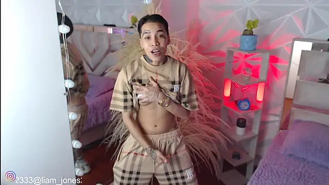 Jonesliam23 online show from 10-03-25, 07:48