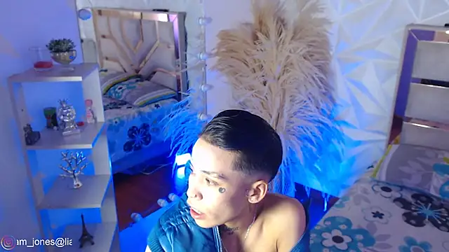 Jonesliam23 online show from 03-20-26, 07:37