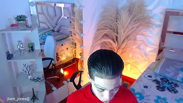 Jonesliam23 online show from 03-14-26, 07:31