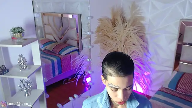 Jonesliam23 online show from 03-27-26, 07:37