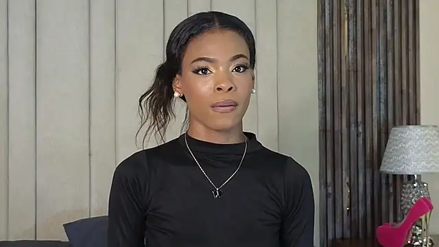 adaraSmiith online show from 04-15-26, 06:23