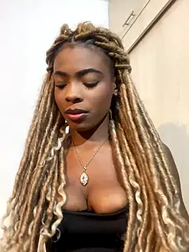 adaraSmiith online show from 11-21-25, 12:37