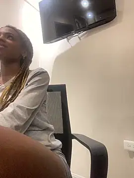 adaraSmiith online show from 01-14-25, 11:42