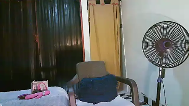 kimmiemm online show from 07-15-26, 03:35