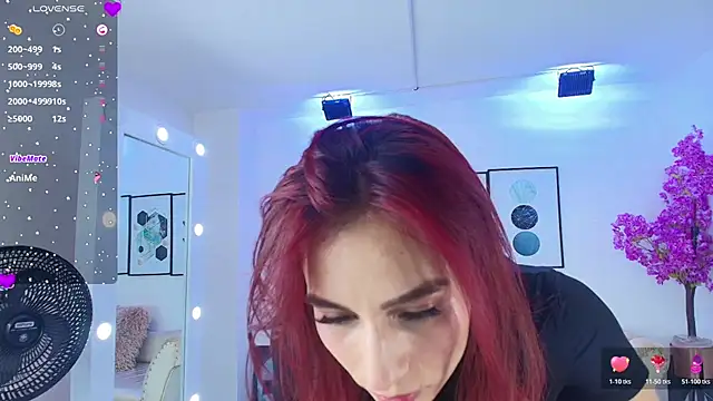 Snapshot of Tamara_slimx chatting on 04-21-26, 03:35 Tamara slimx online show from 04-21-26, 03:35
