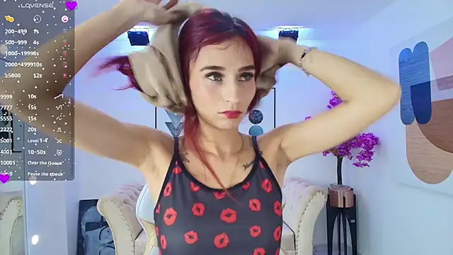 Snapshot of Tamara_slimx chatting on 04-22-26, 03:57 Tamara slimx online show from 04-22-26, 03:57