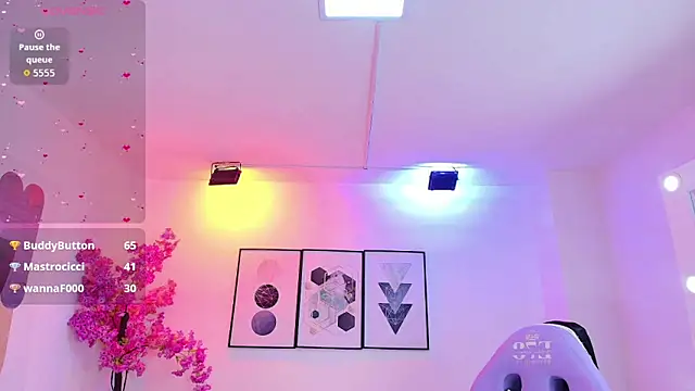 Snapshot of Tamara_slimx chatting on 11-09-25, 10:52 Tamara slimx online show from 11-09-25, 10:52